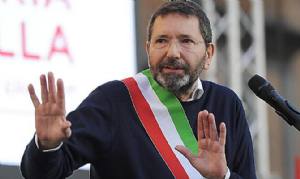 Marino marziano/marxiano non si dimette e il Pd cerca di abbatterlo