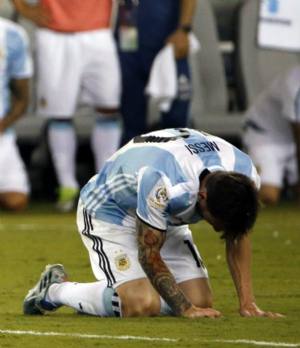No te Vayas Leo!  Un campione non si arrende mai.