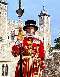 Furto alla Torre di Londra. Il ladro se la svigna sotto gli occhi di una guardia