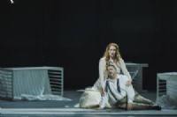 LUCREZIA BORGIA, tra leggenda nera e interpretazioni teatrali: il fosco dramma di Donizetti trionfa sulla scena fiorentina