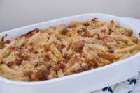 Penne gratinate con scamorza e pancetta