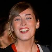 Berlusconi torna a farsi sentire, sul fronte interno minaccia azzeramenti, e tratta con Renzi. La Boschi sulla famiglia omosessuale in difesa dei bambini non ha le idee chiare