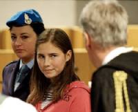 Amanda Knox libera di tornarsene negli USA.