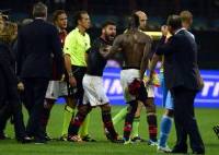 No al razzismo, ma no anche agli atteggiamenti di Balotelli