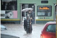 Dopo la siccità gli allagamenti. Roma sott'acqua 