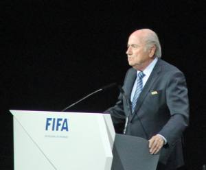 Blatter ci ripensa e annuncia le dimissioni, forse obbligato dalla pressante indagine dell'FBI
