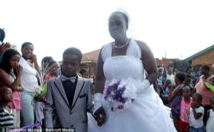 Un bambino di 8anni sposa una donna di 61anni, in Sud Africa