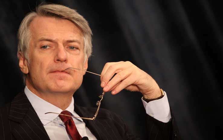 Forza Italia non cambia, Bertinotti vuole superare Marxismo e Capitalismo, De Bortoli rifila un ceffone a Renzi