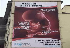 A che punto è l'aborto. Intervista ad Alfredo Mantovano